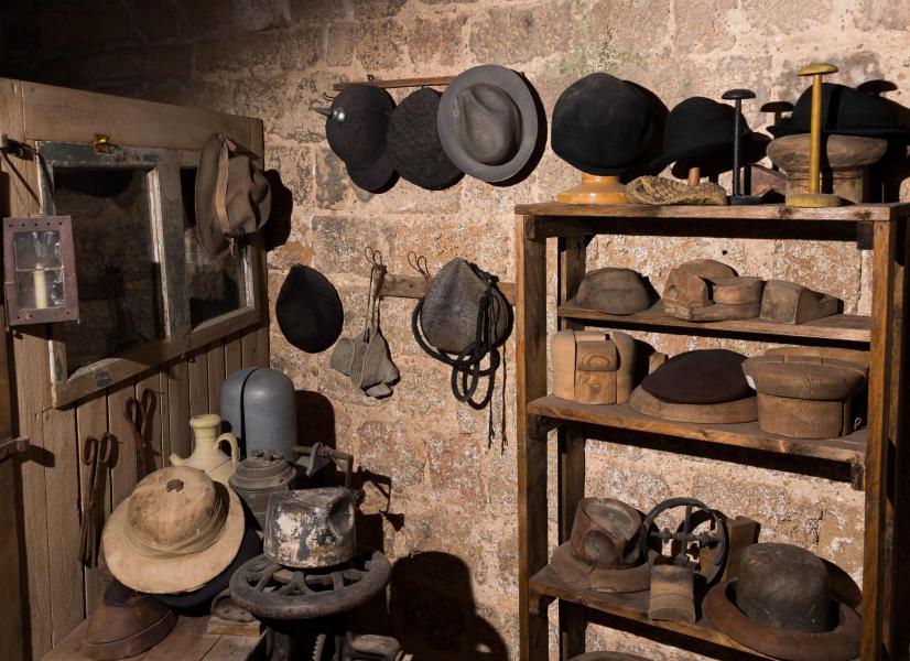 Le Domaine de L'Espinet - Musée de la Chapellerie à Espéraza